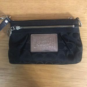 Coach poppy wristlet